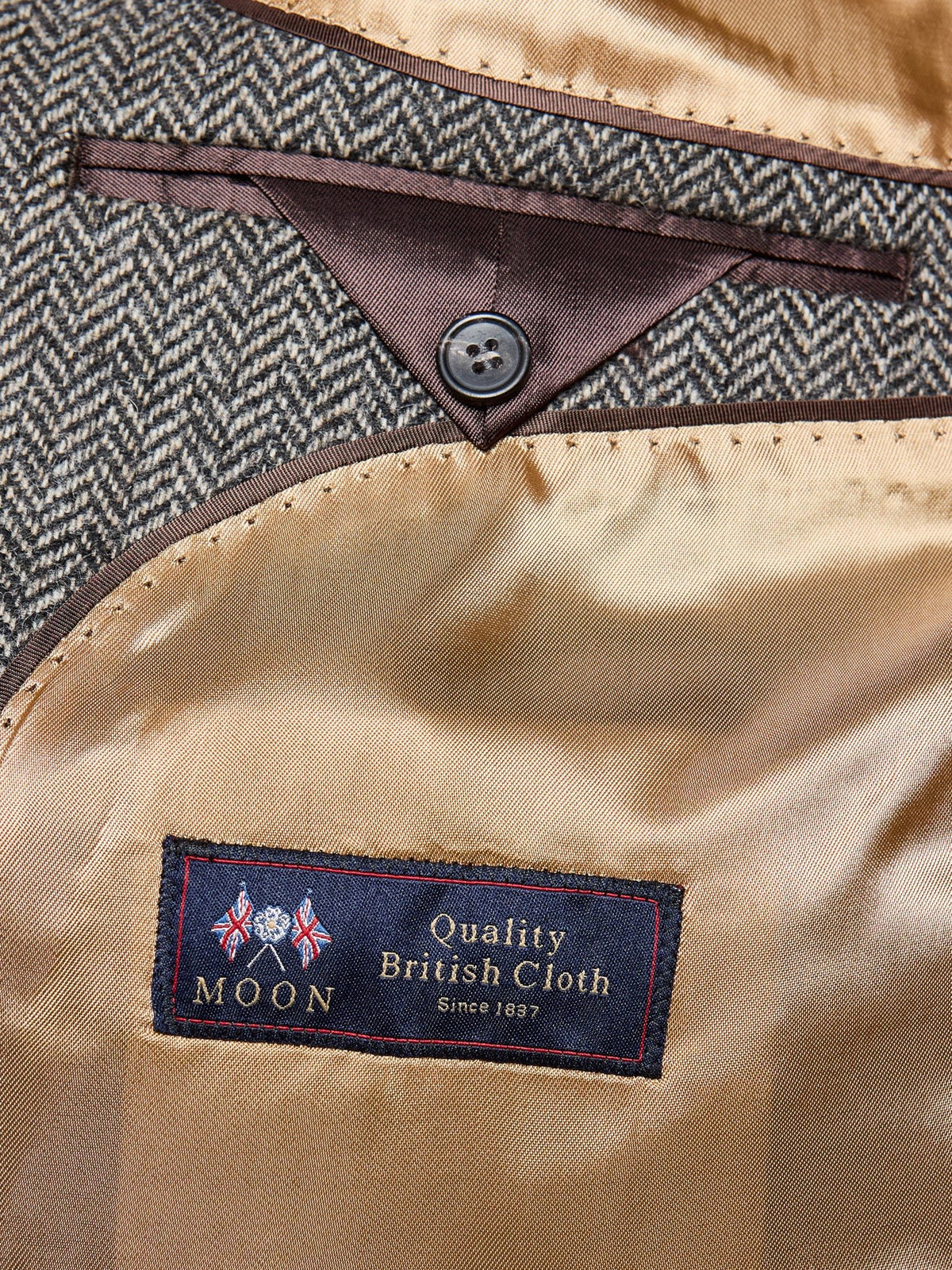 Tweed-Anzug Dark Grey aus Moon Tweed, Innenfutter mit Moon-Label und Innentasche — John Crocket