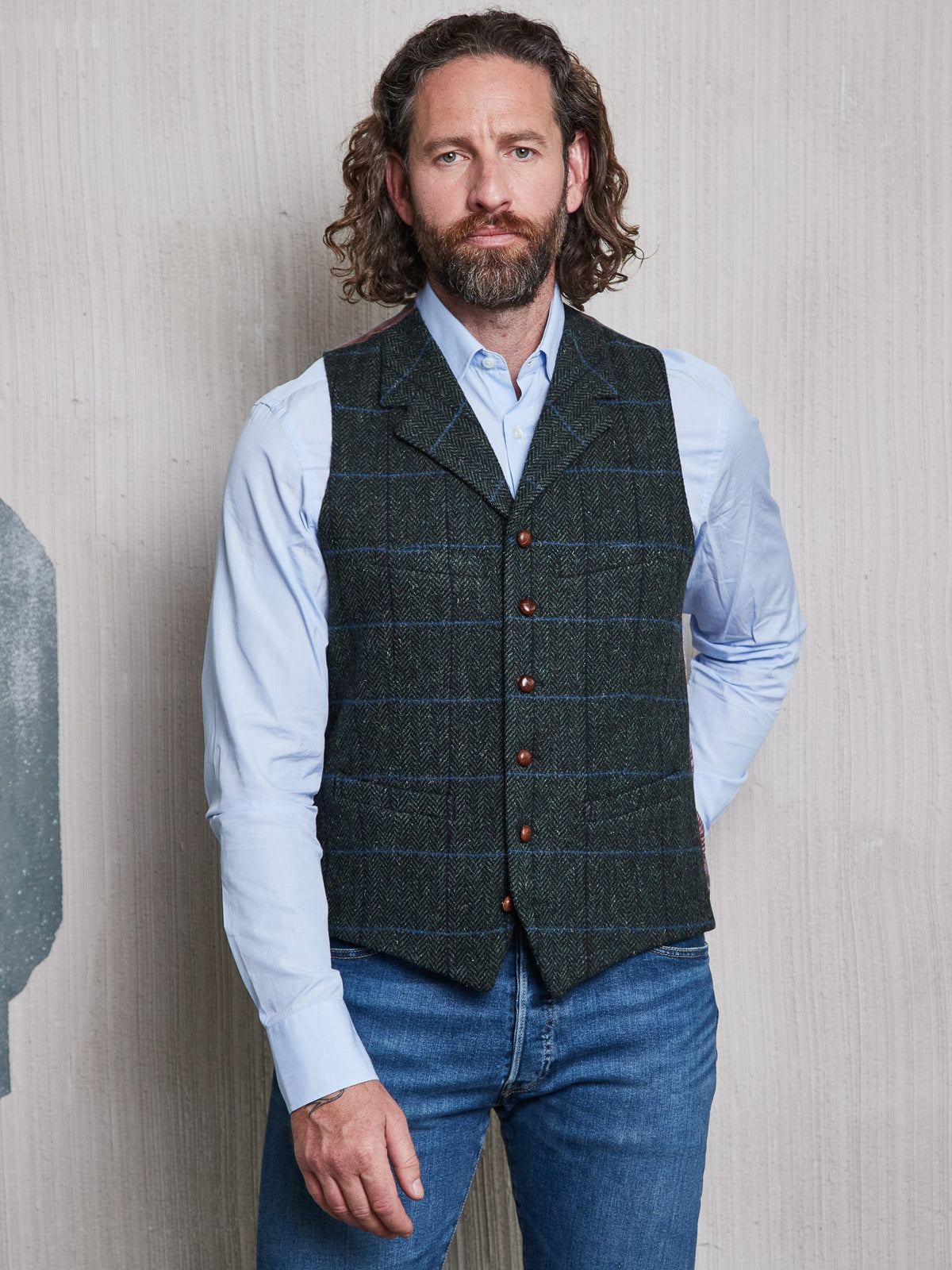Tweedweste aus Lovat Tweed waldgruen Rückansicht — John Crocket