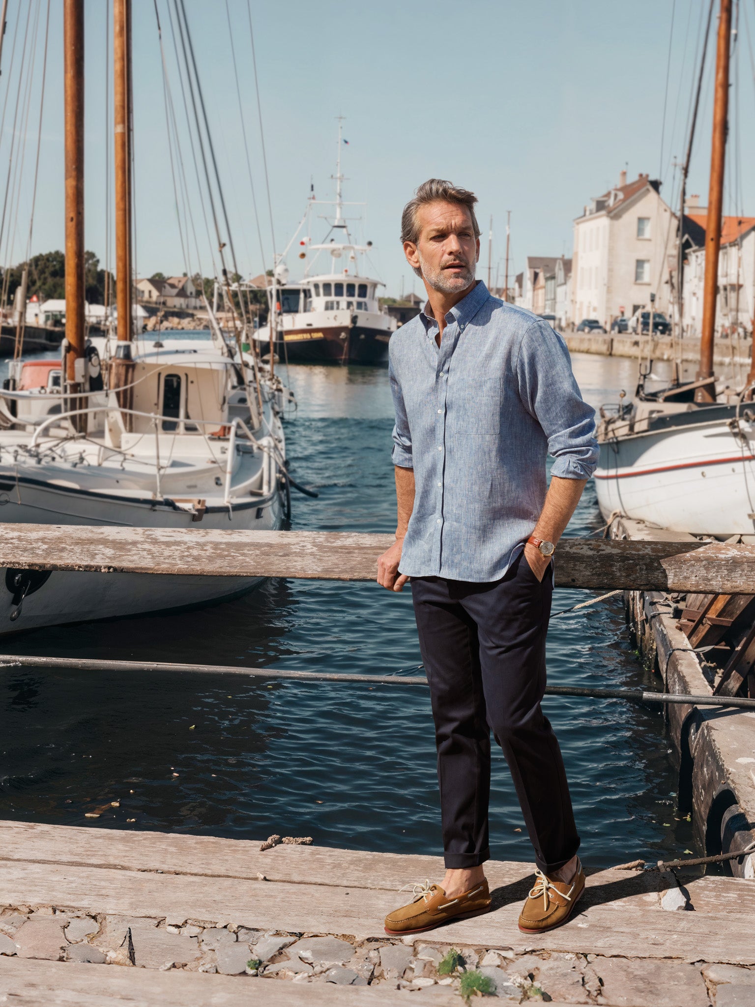 Slimline Chino mit Strechanteil in navy