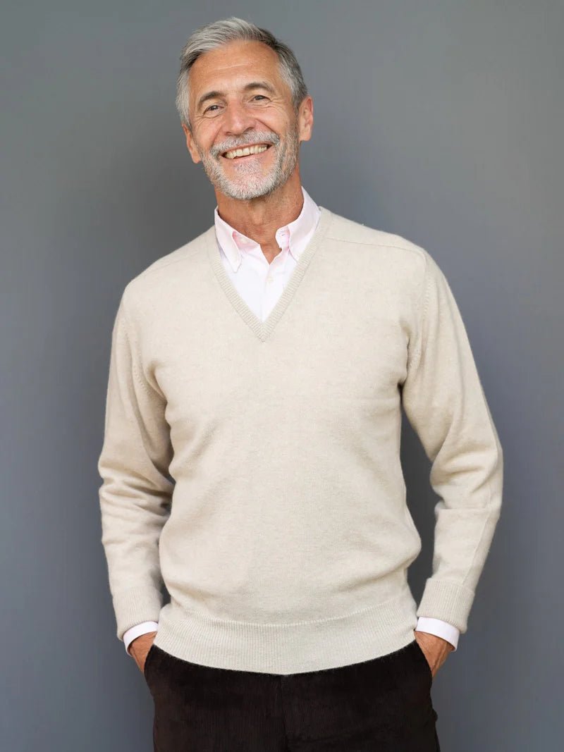 Cashmere Pullover (3-fädig) mit V-Ausschnitt