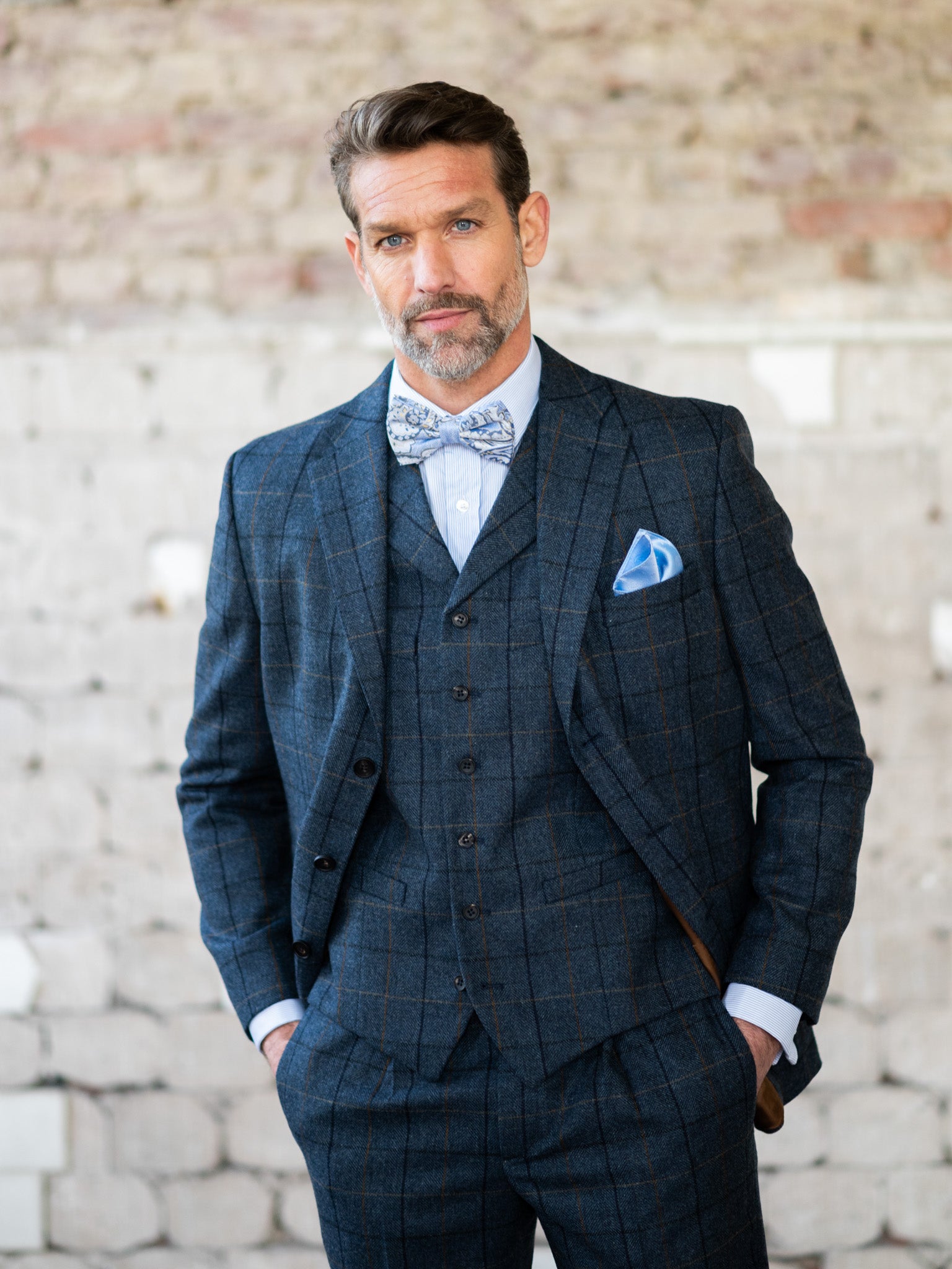 Tweed Anzug in 3-Knopf Classic aus Moon Tweed