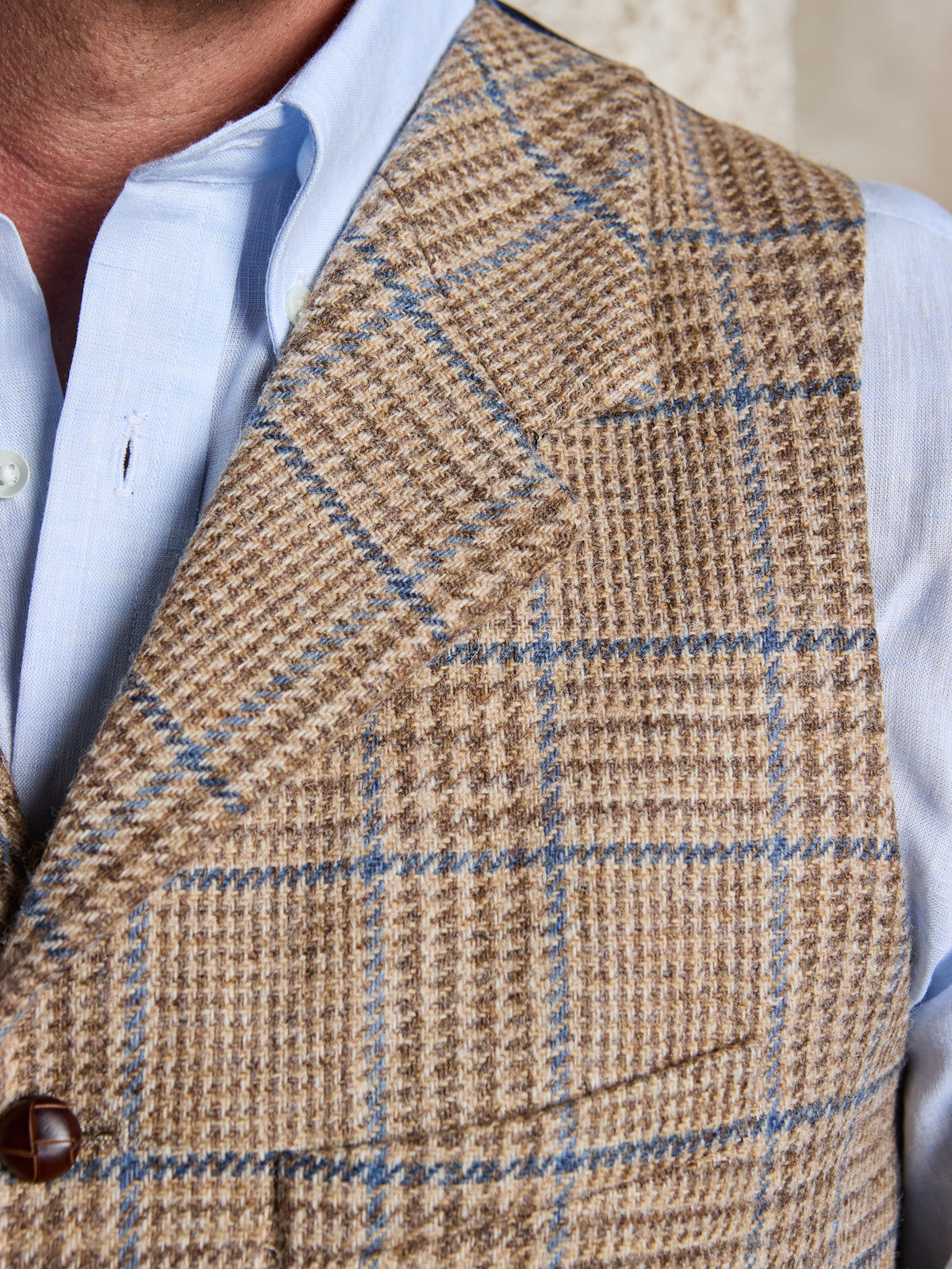 Tweed-Weste mit Prince-of-Wales-Karo aus Magee Tweed – Sand