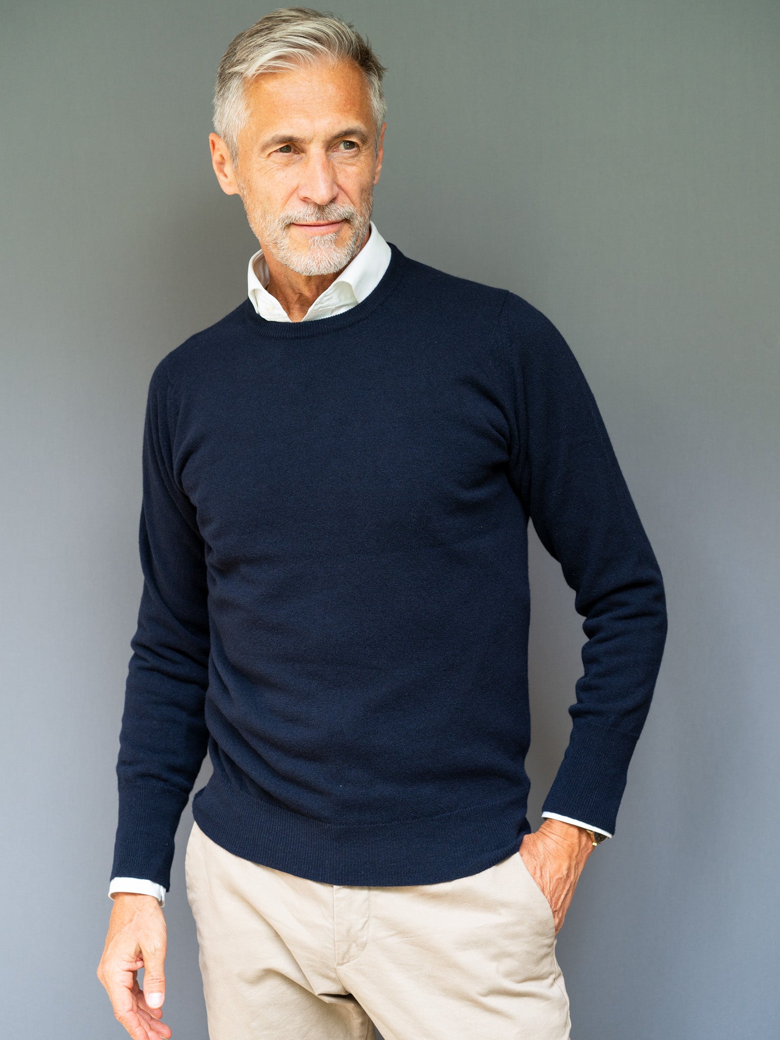 Cashmere Pullover (2-fädig) mit Rundausschnitt in modernen Farben