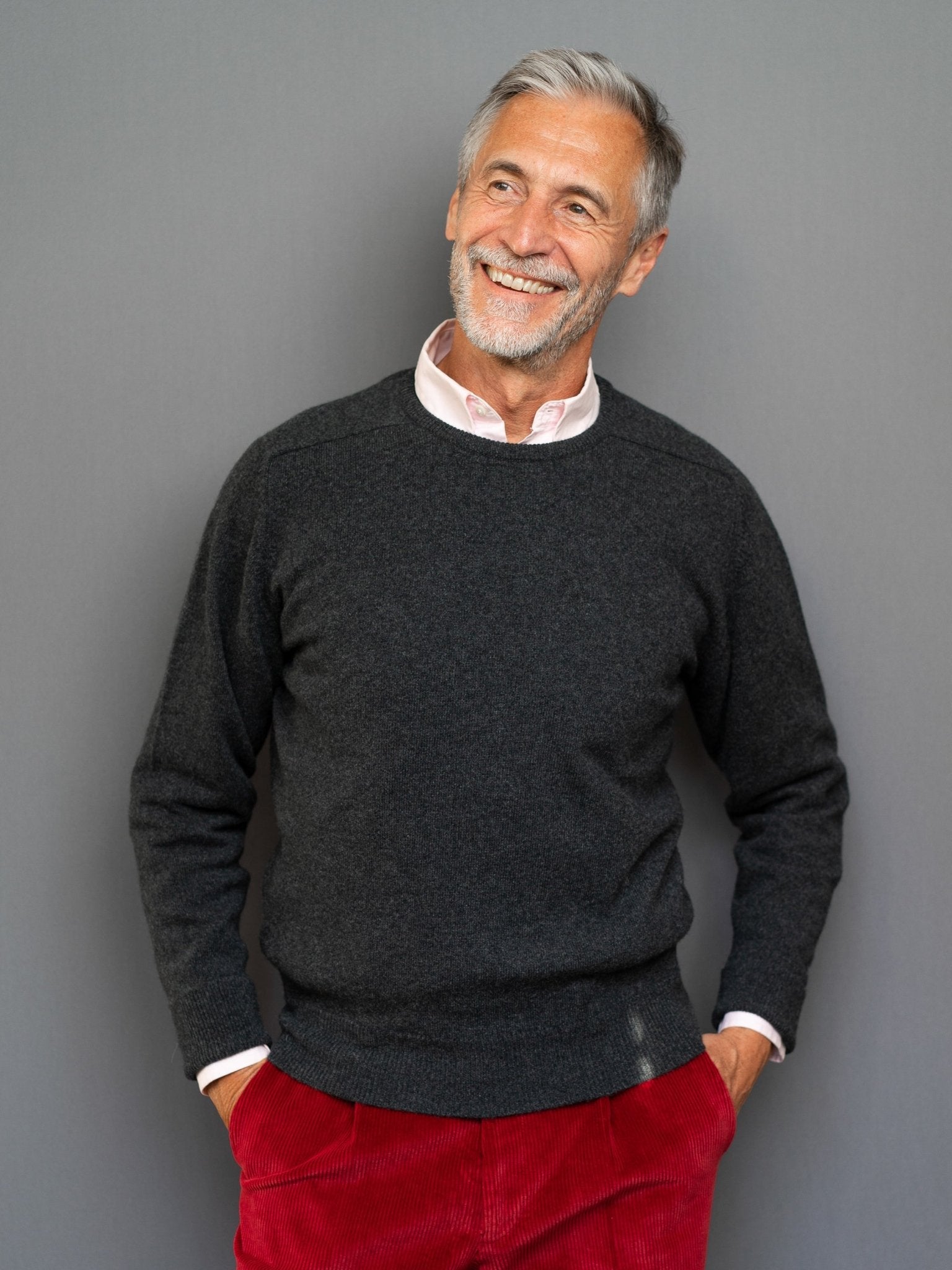 Cashmere Pullover (3-fädig) mit Rundausschnitt in modernen Farben
