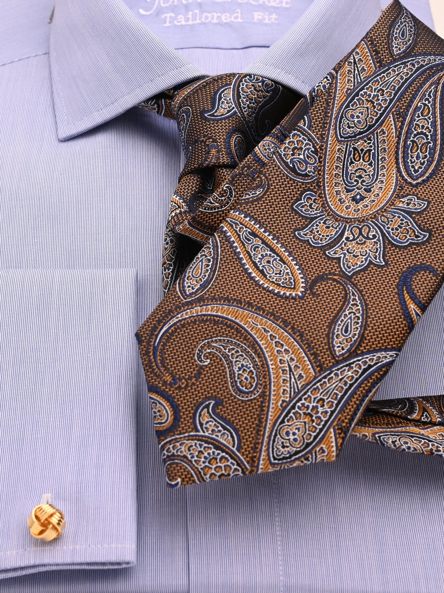 Hemd in Slimline mit Cut-Away Kragen in blau strukturiert 100% Baumwolle