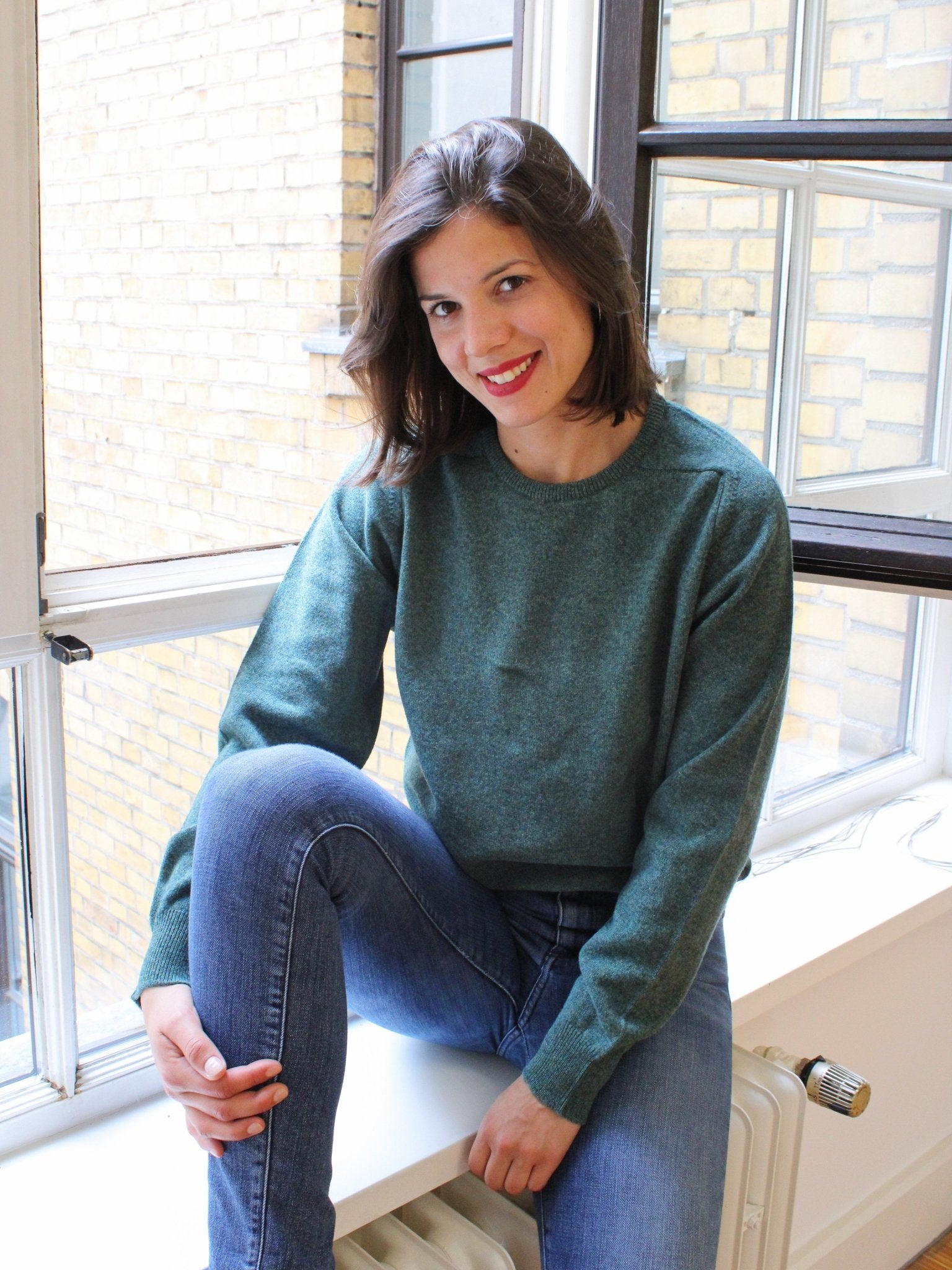 Lambswool Pullover mit Rundausschnitt in modernen Farben (Gr. 40–42)