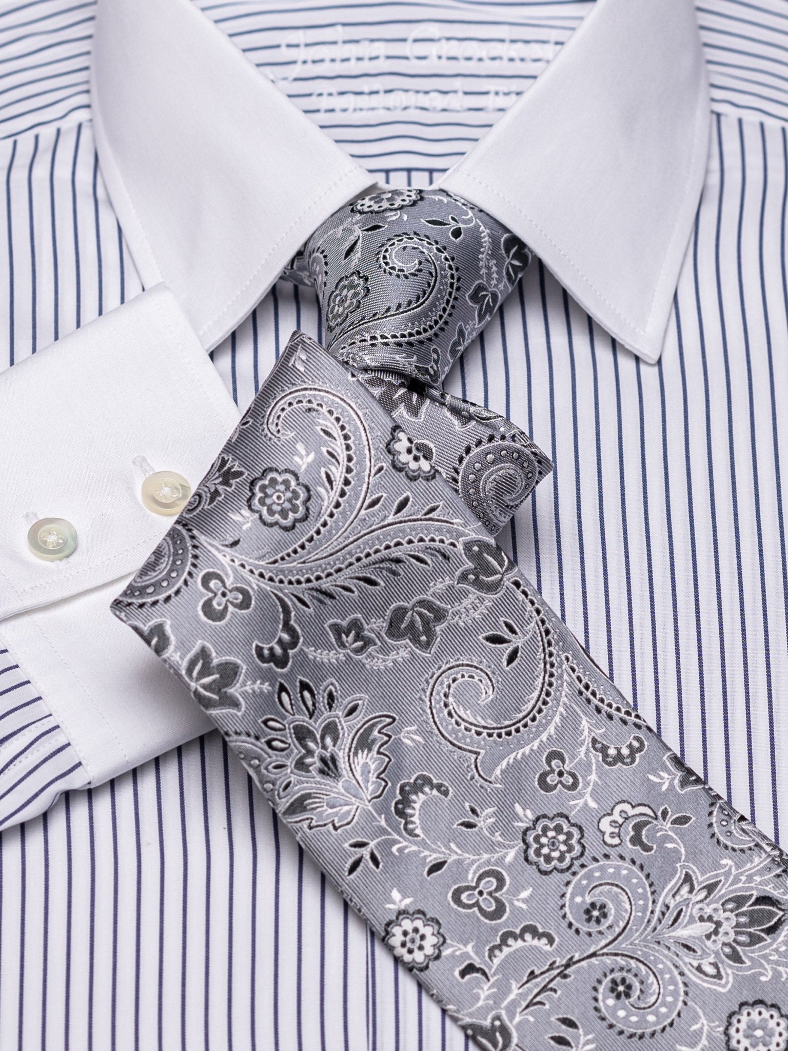 Hemd in Slimline mit Kent Kragen in blau gestreift mit weißem Kragen 100% Baumwolle