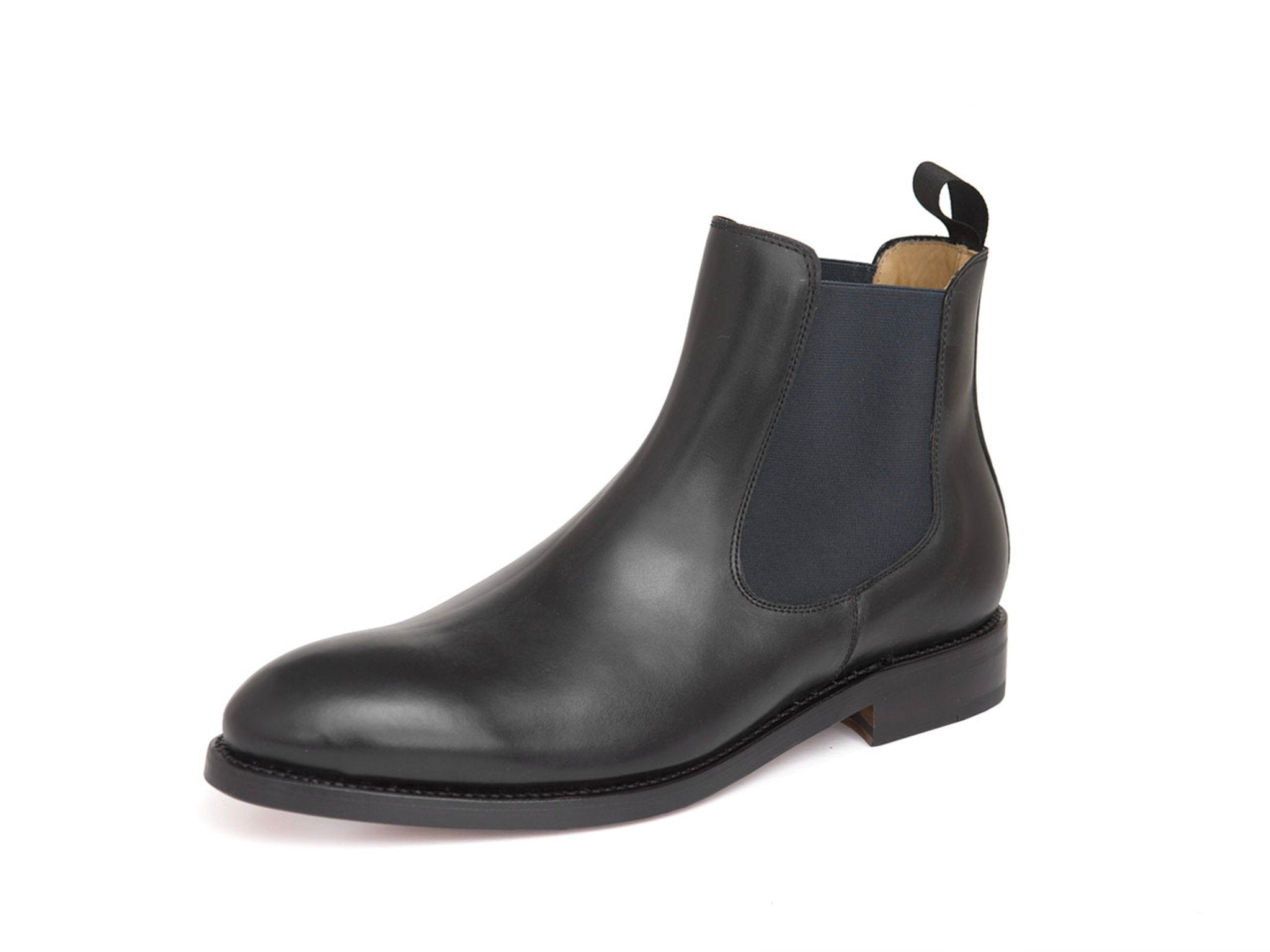 Chelsea Boots Herren in Schwarz, Frontalansicht