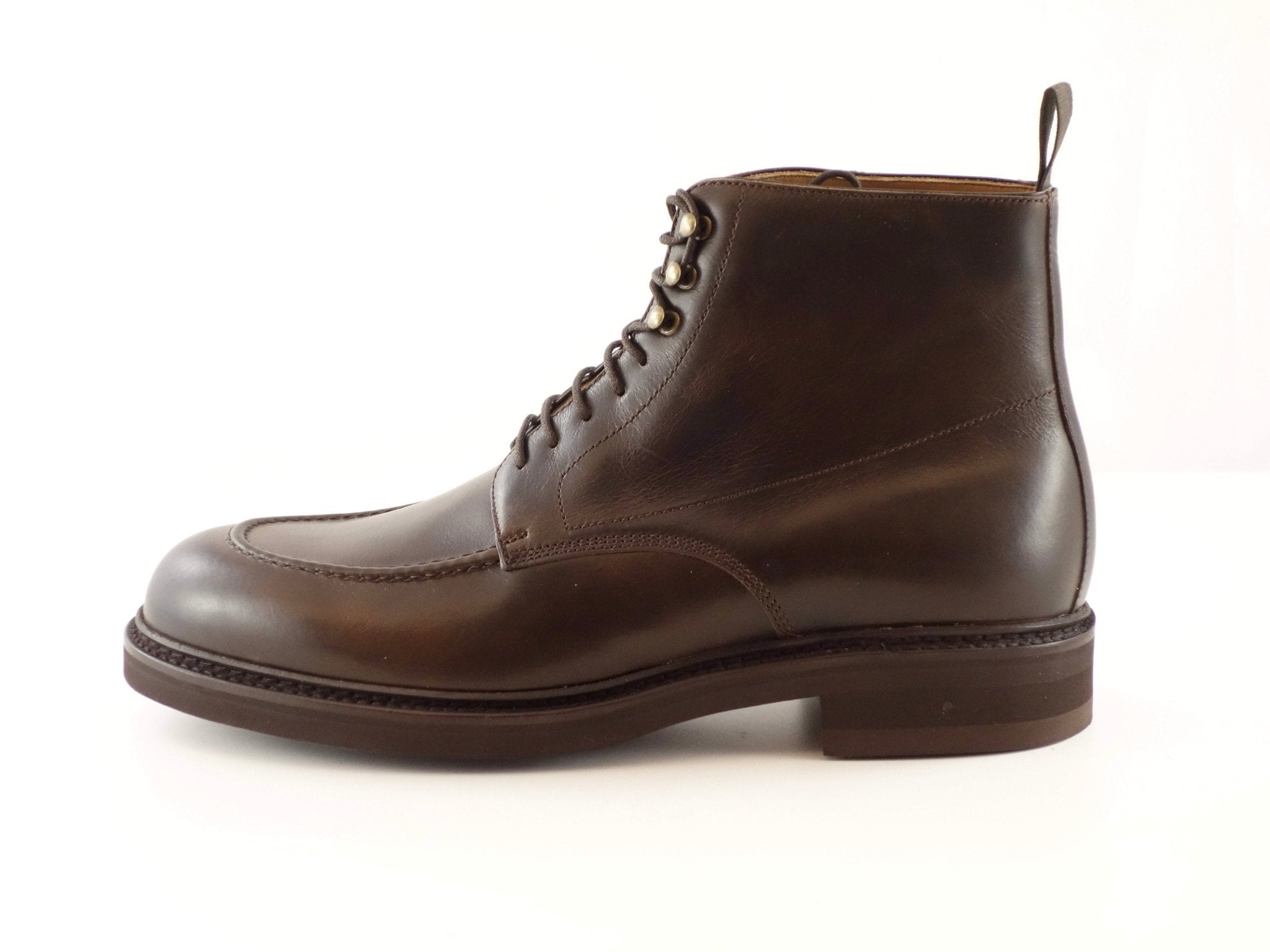 Boots in braun mit Vibram Sohle