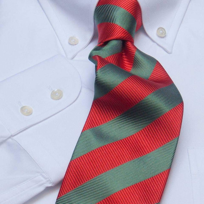 Hemd mit Classic Button Down Kragen in weiß