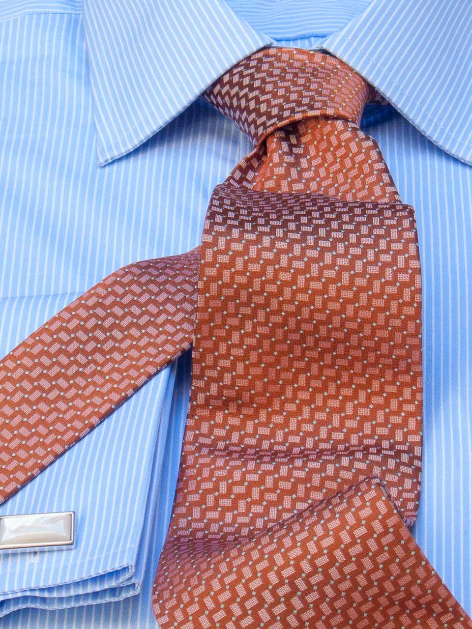 Hemd: Hemd mit Classic Kent Kragen in hellblau gestreift | John Crocket – Fine British Clothing