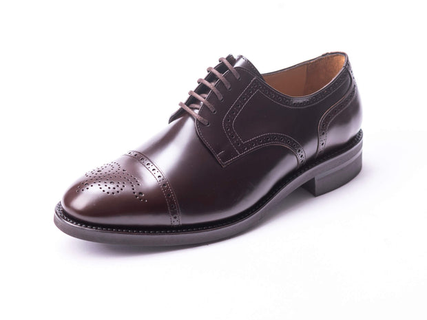 Semi Brogue im Derby Stil mit Vibram Sohle