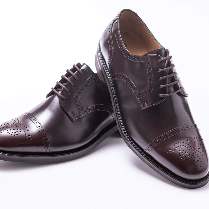 Semi Brogue im Derby Stil mit Vibram Sohle