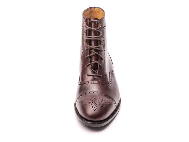 Punched Oxford Boots im Derby Stil