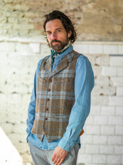 Tweedweste aus John Hanly