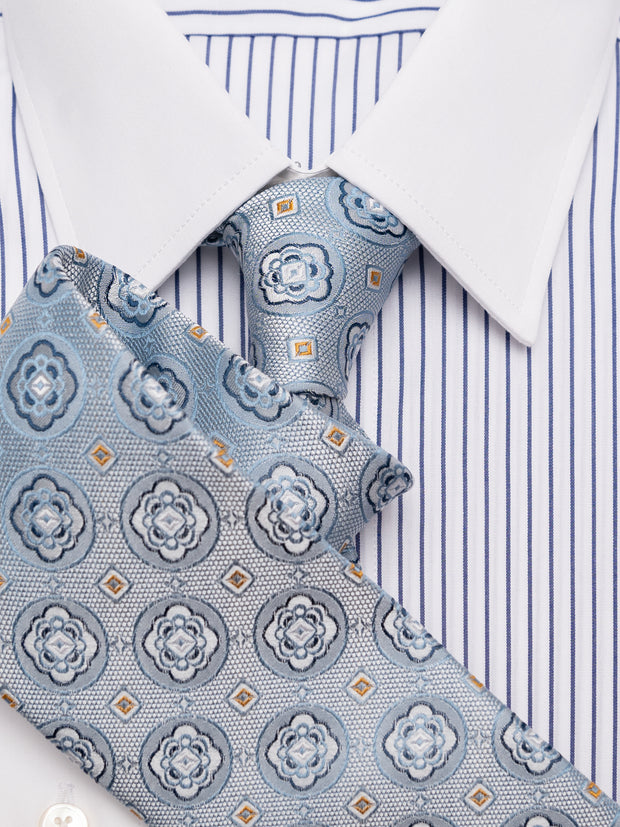 Krawatte mit Medaillon in blau