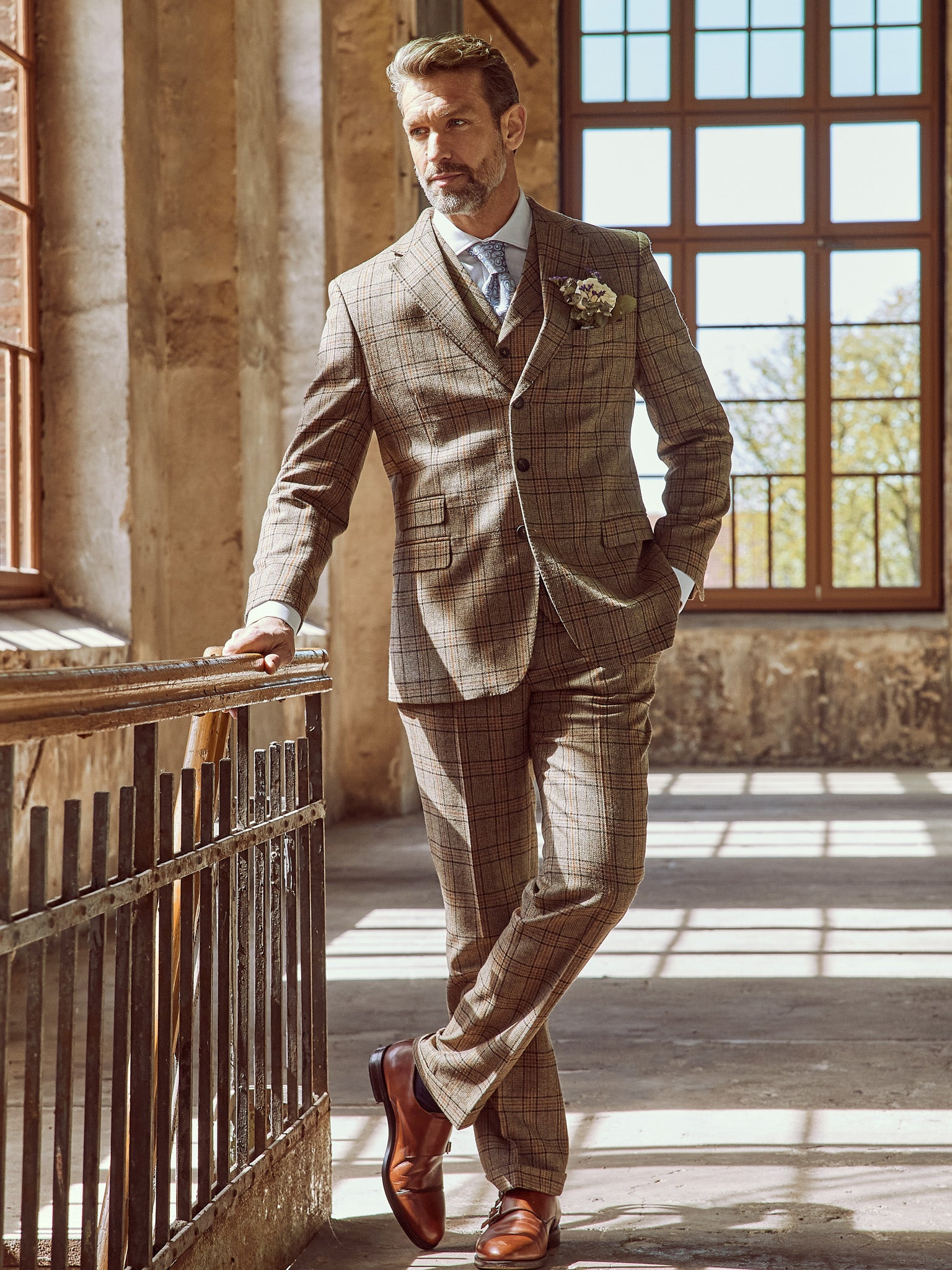 Tweed Anzug in 3-Knopf Classic aus Moon Tweed