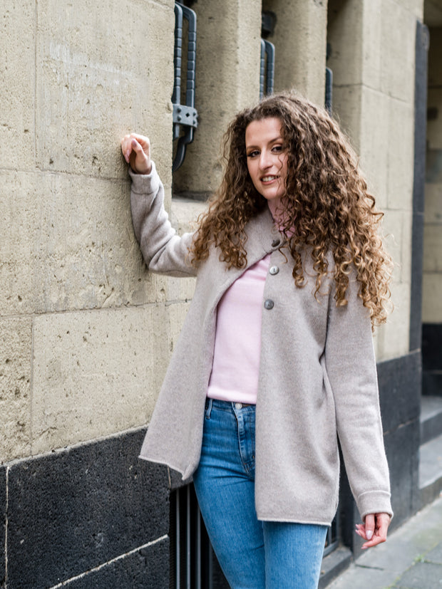 Cashmere Strickjacke hochgeschlossen mit drei Knöpfen - 100% Kaschmir