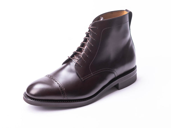 Punched Oxford Boots im Derby Stil