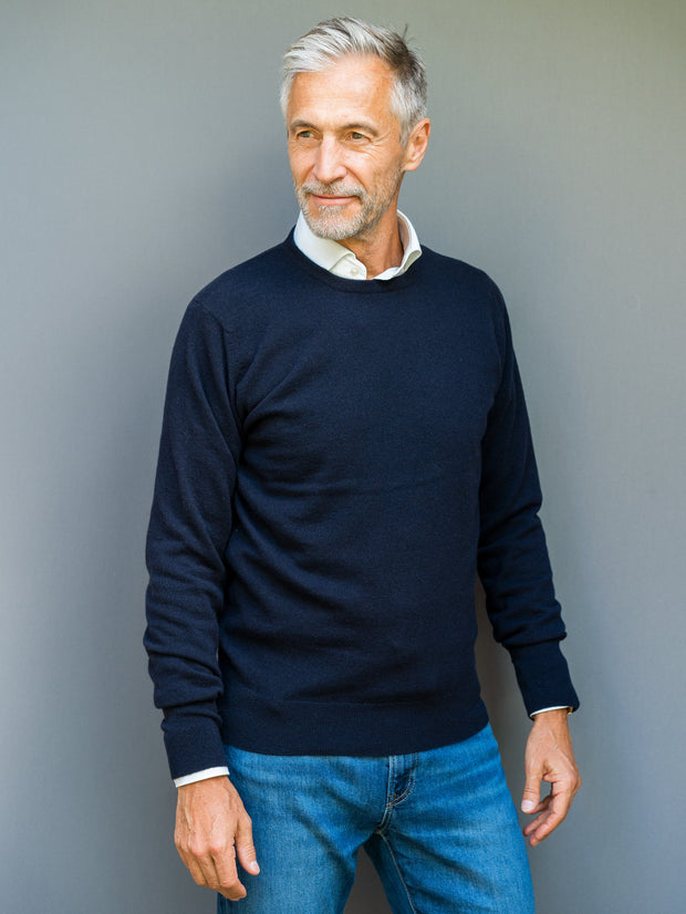 Cashmere Pullover (2-fädig) mit Rundausschnitt in klassischen Farben