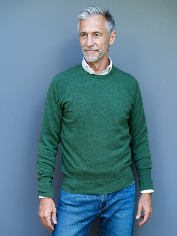 Cashmere Pullover (2-fädig) mit Rundausschnitt in modernen Farben