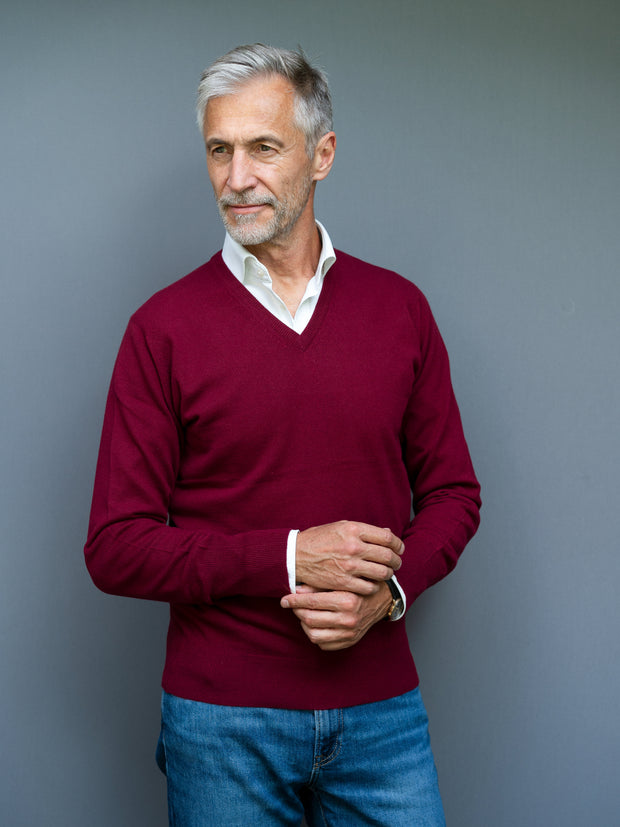 Cashmere Pullover (2-fädig) mit V-Ausschnitt in modernen Farben