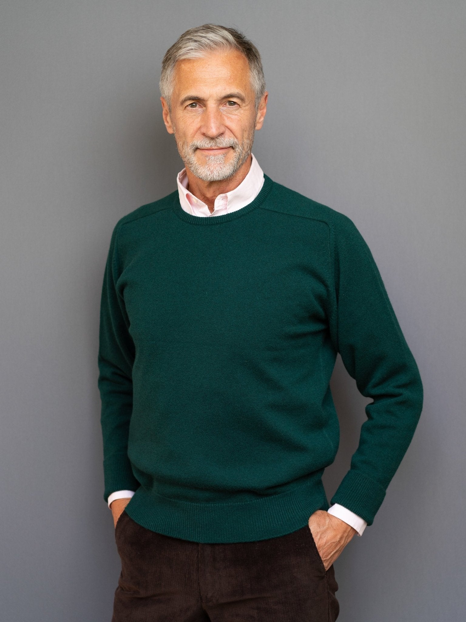 Cashmere Pullover (3-fädig) mit Rundausschnitt in modernen Farben