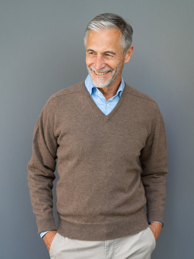 Cashmere Pullover (3-fädig) mit V-Ausschnitt in klassischen Farben