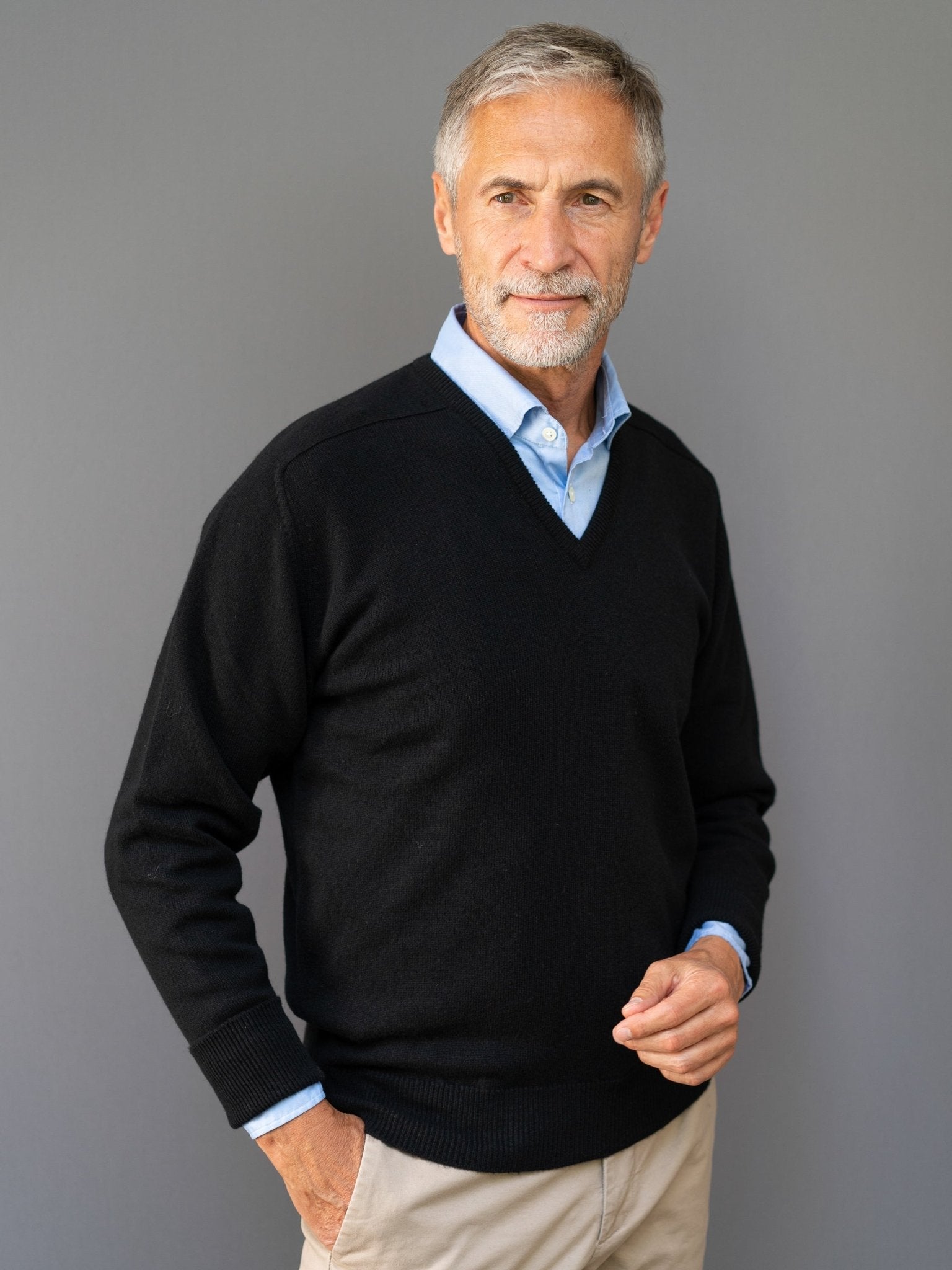 Cashmere Pullover (3-fädig) mit V-Ausschnitt