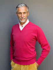 Cashmere Pullover (3-fädig) mit V-Ausschnitt in modernen Farben