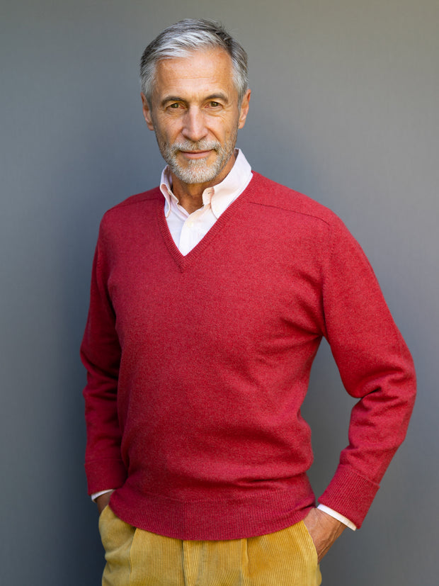Cashmere Pullover (3-fädig) mit V-Ausschnitt in modernen Farben