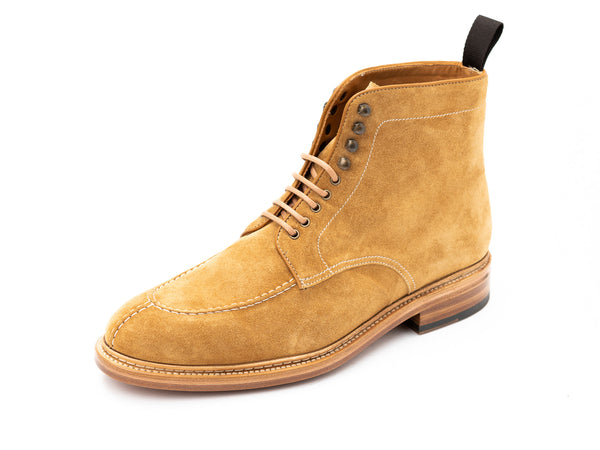Boots Herren in Hellbraun Wildleder, Frontalansicht