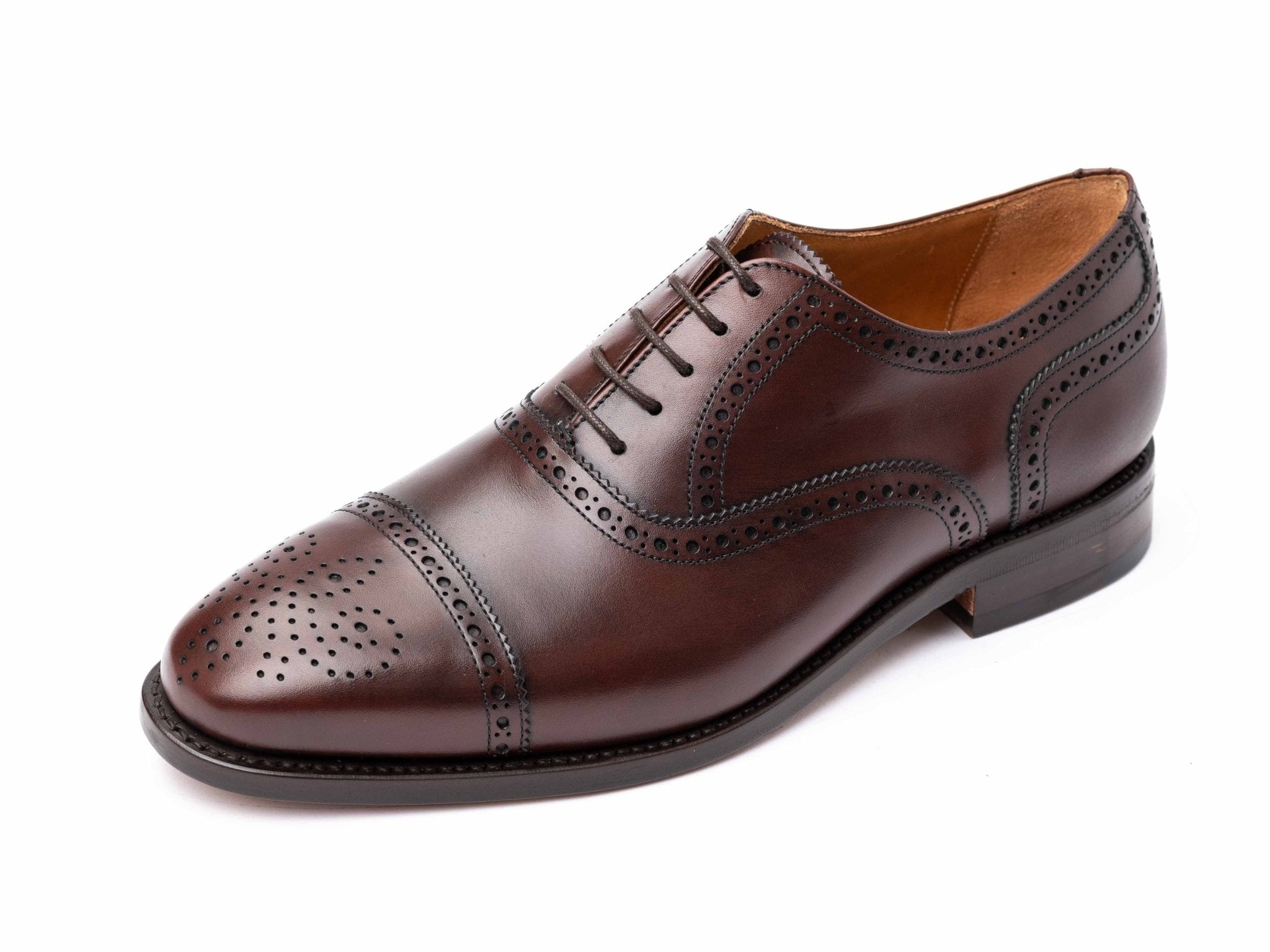 Semi Brogue in burgundy