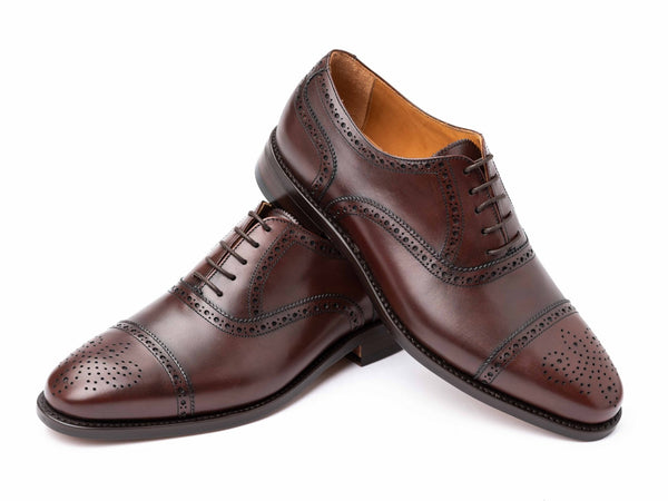 Semi Brogue Herrenschuh in Burgundy, Frontalansicht