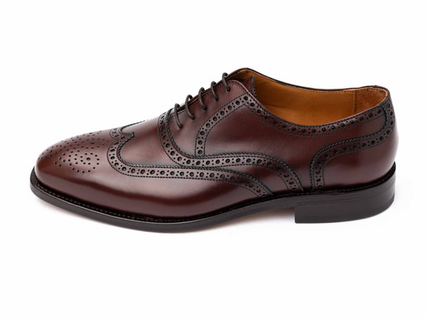 Full Brogue in burgundy