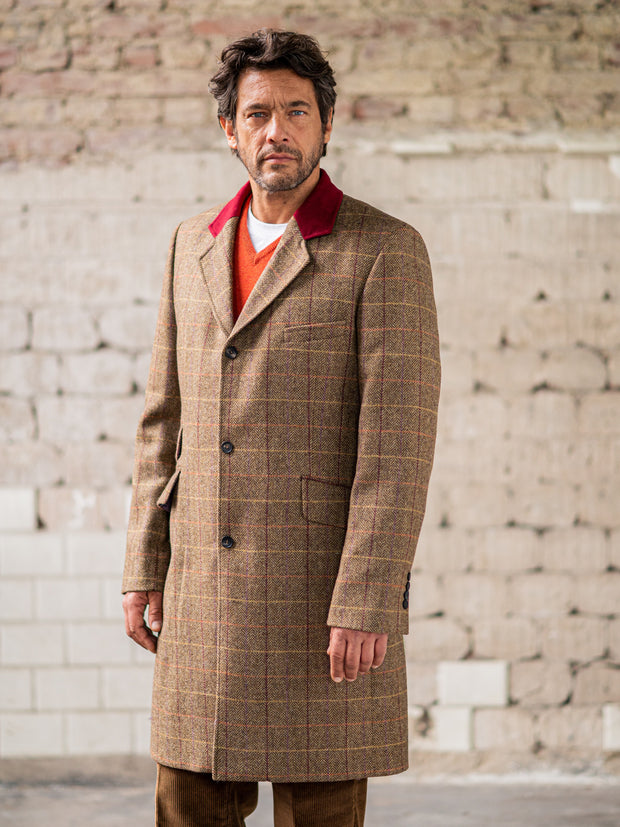 Klassischer Covert Coat aus Moon Tweed