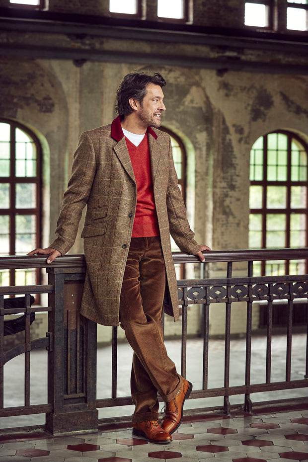 Klassischer Covert Coat aus Moon Tweed