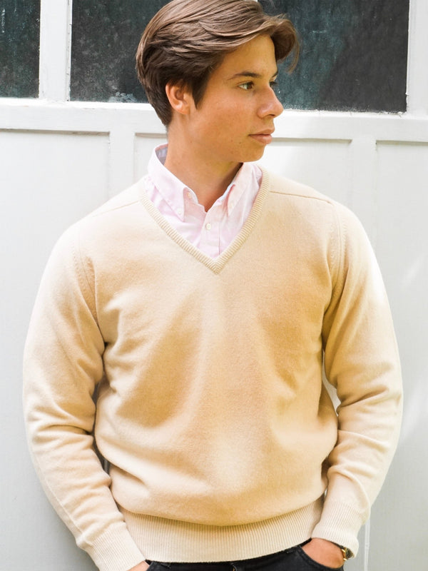 Lambswool Pullover mit V-Ausschnitt SALE