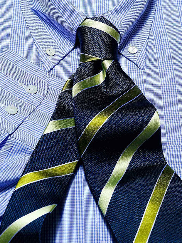 Hemd: Hemd mit Classic Button Down Kragen in blau kariert | John Crocket – Fine British Clothing