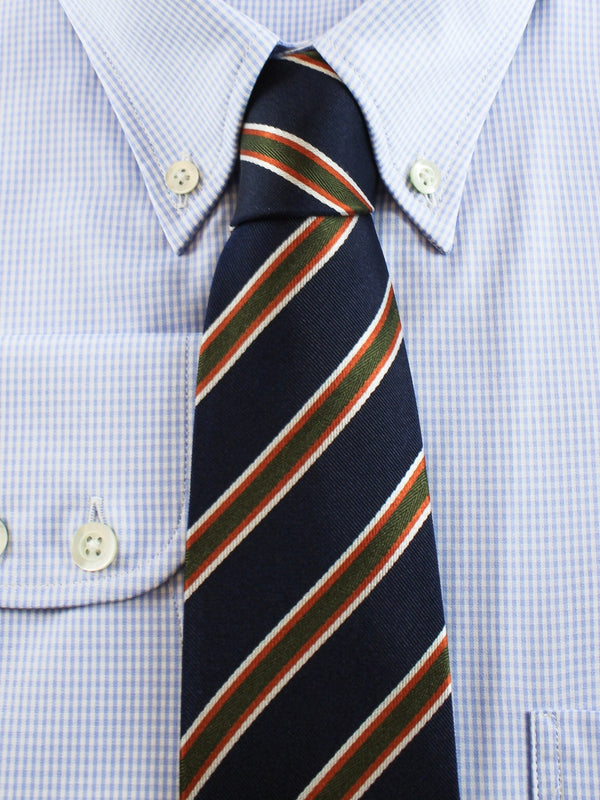 Herrenhemd Button-Down kariert in Hellblau, Frontalansicht