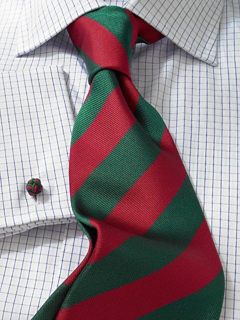 Krawatte: Krawatte mit Clubstreifen in rot/grün | John Crocket – Fine British Clothing