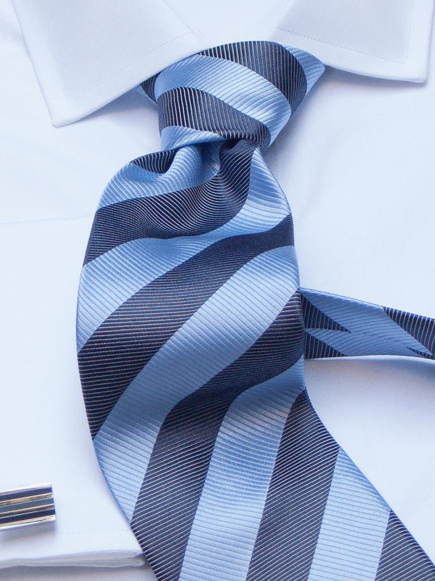Krawatte: Krawatte mit Clubstreifen in blau | John Crocket – Fine British Clothing
