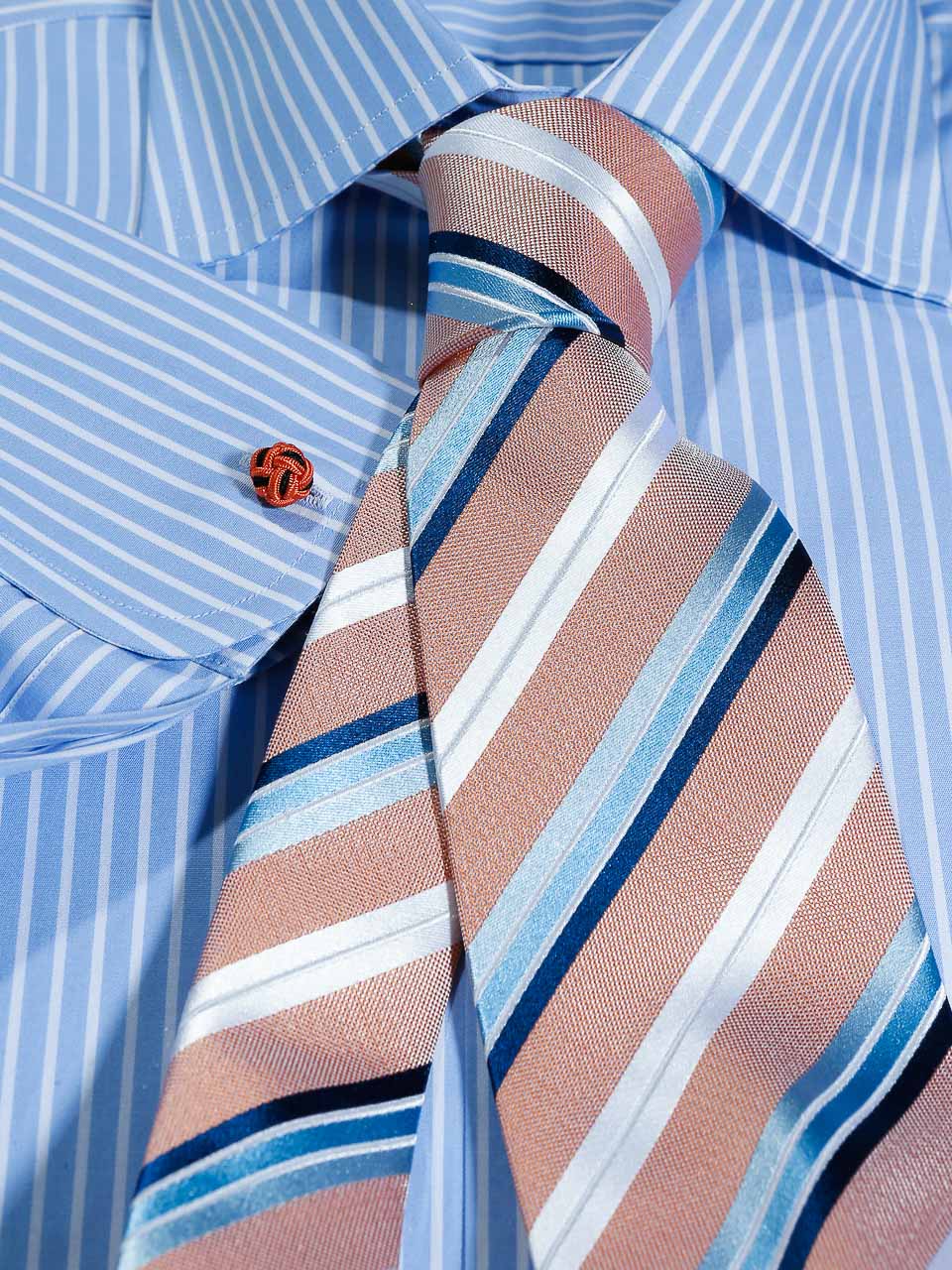 Seidenkrawatte Streifen in rosa/blau/weiß, Detailansicht