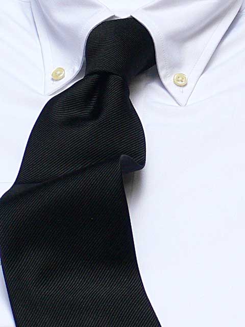 Krawatte: Krawatte einfarbig in schwarz | John Crocket – Fine British Clothing